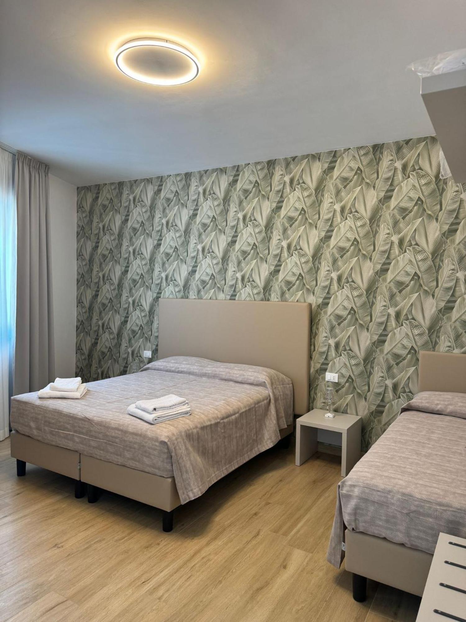 Guest House Al Porto ชิวิตาเวกเกีย ภายนอก รูปภาพ