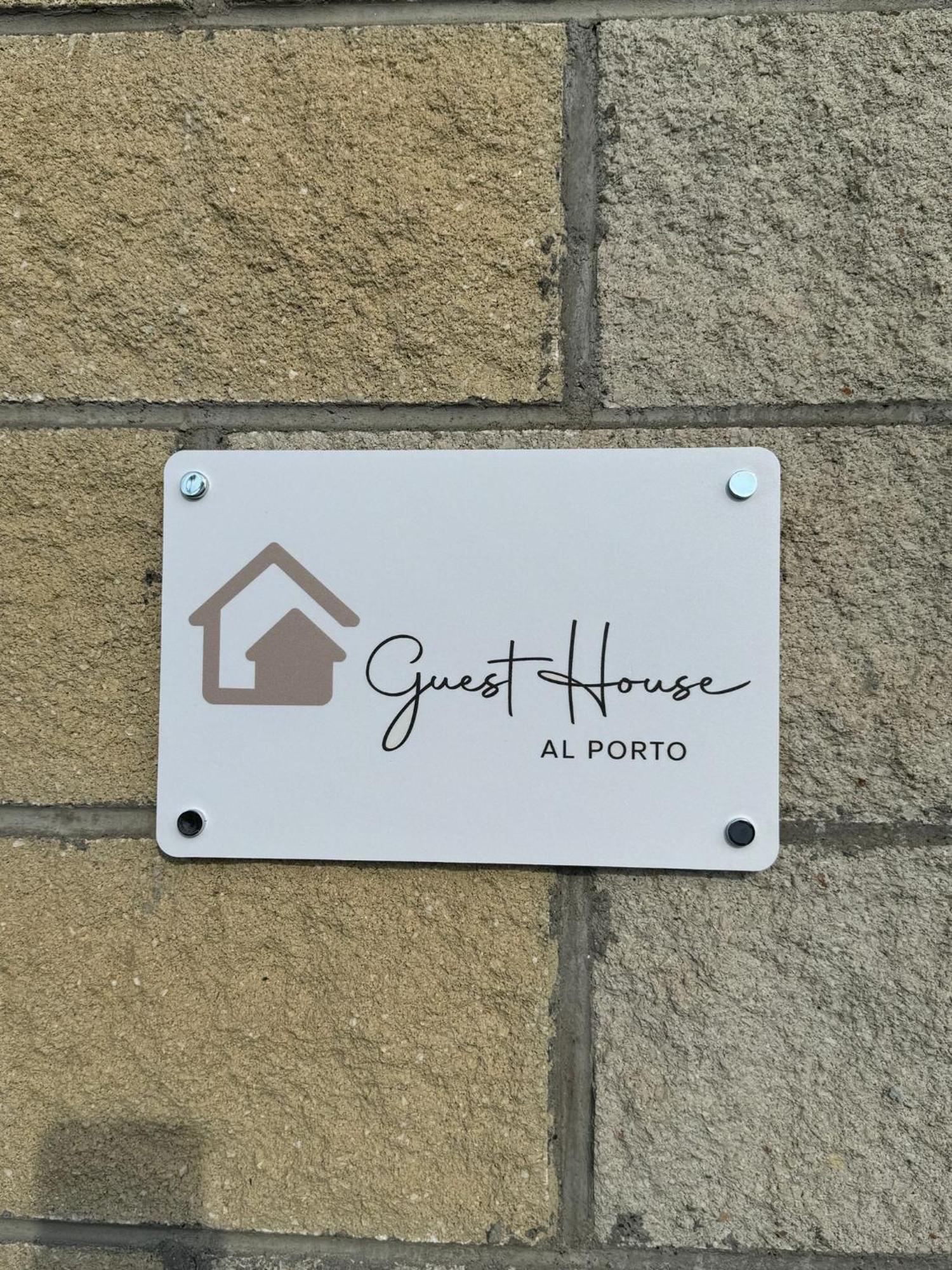 Guest House Al Porto ชิวิตาเวกเกีย ภายนอก รูปภาพ